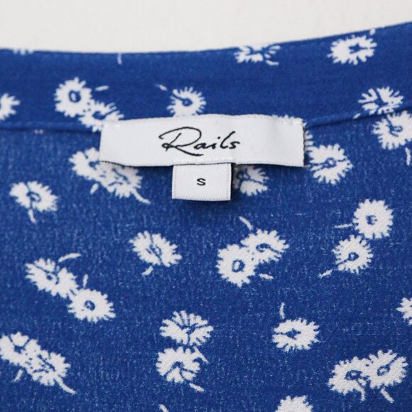 Rails Chloe Cobalt Floating Daisies Romper S Flutter Sleeves Blue Revolve $178 - Picture 8 of 16